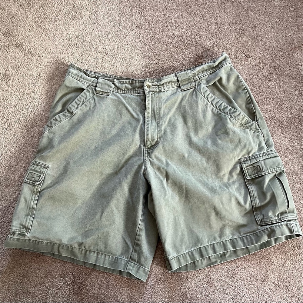 Columbia Sportswear Company Men’s Cargo Shorts Size 36